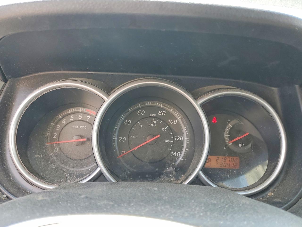 Nissan Versa 1.8 S