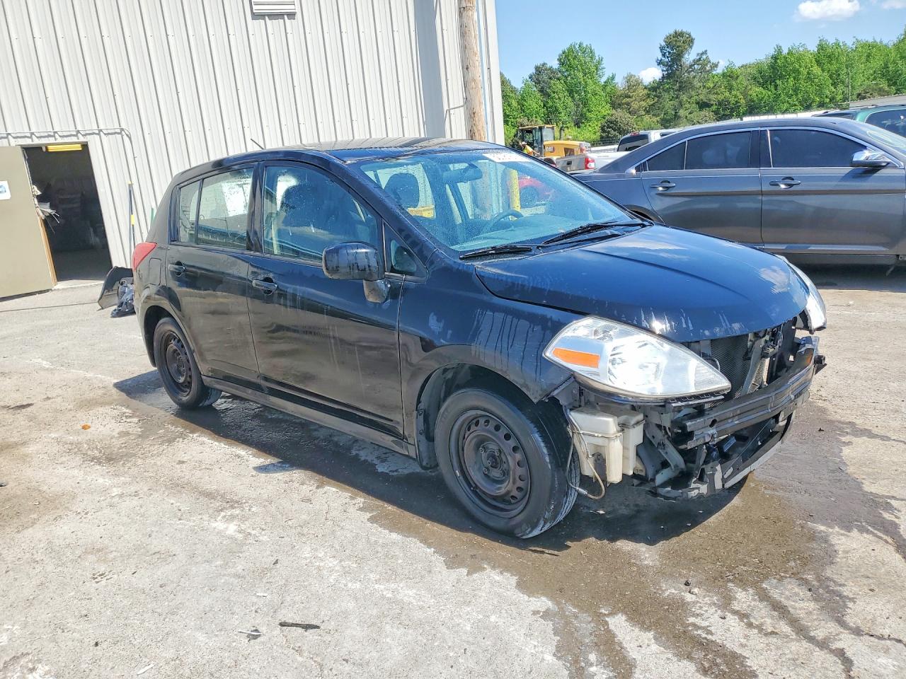 Nissan Versa 1.8 S