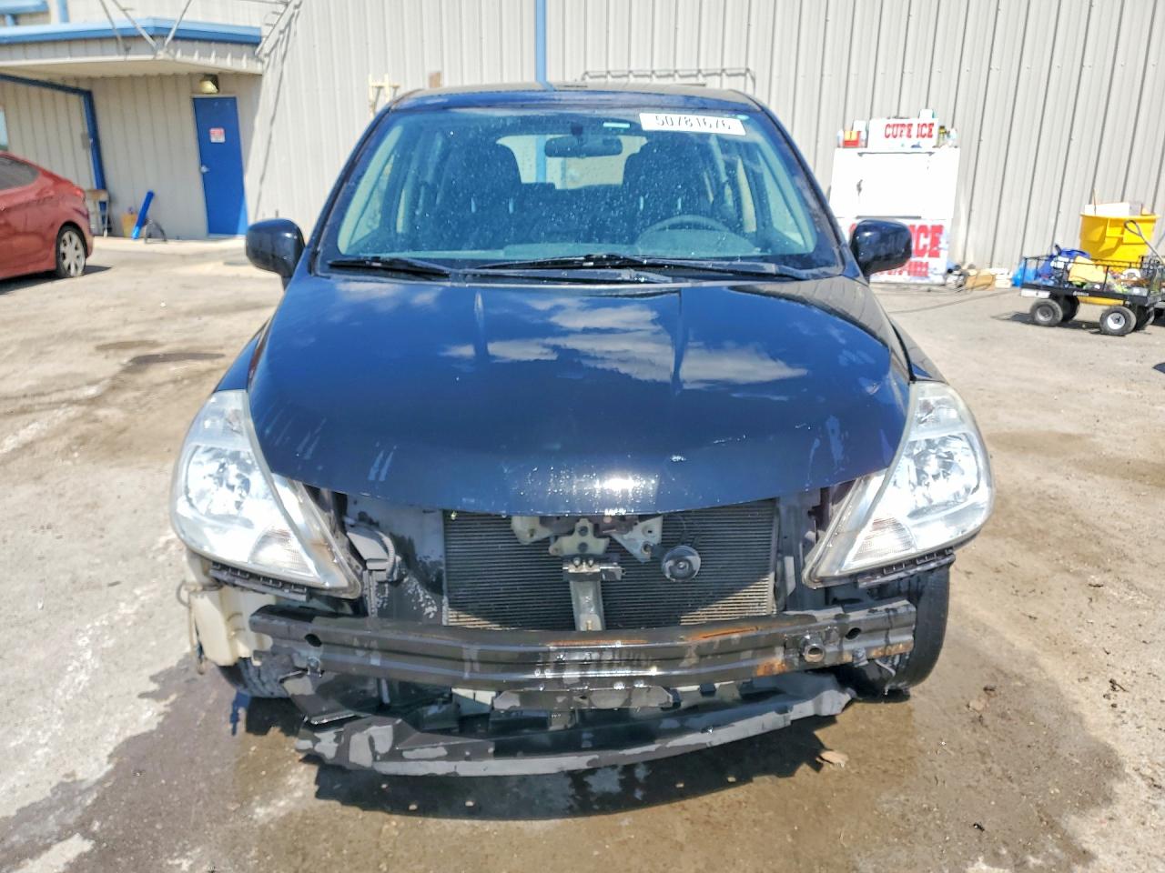 Nissan Versa 1.8 S