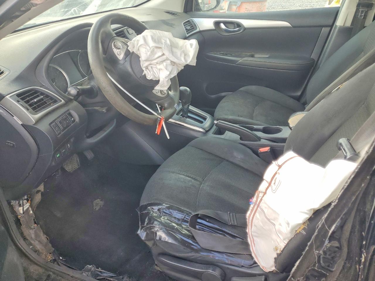 Nissan Sentra S