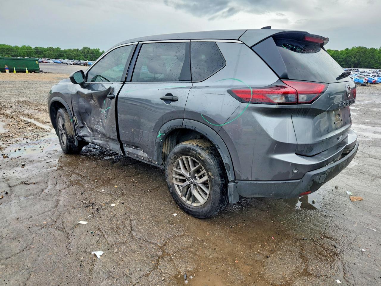 Nissan Rogue S