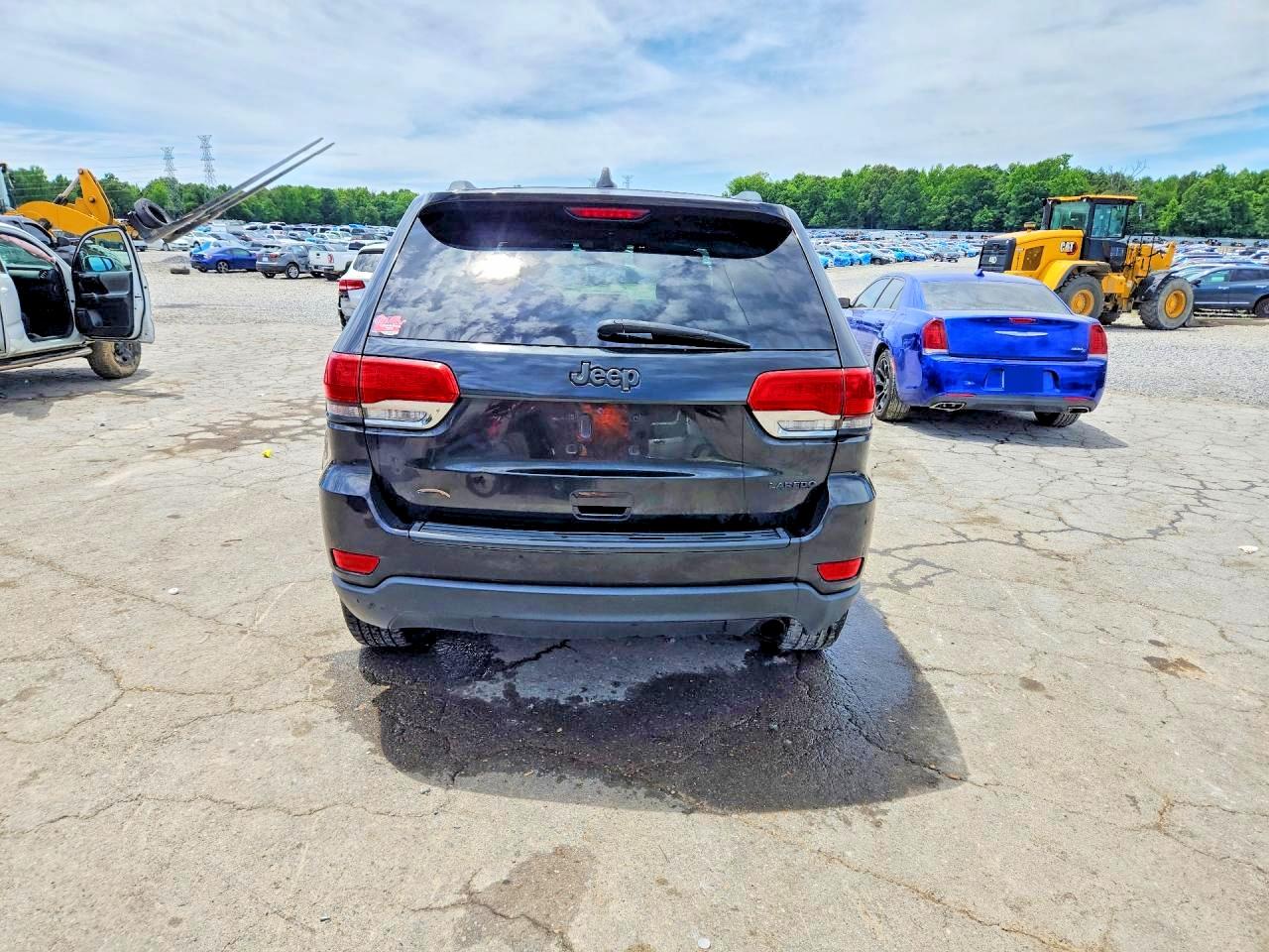 Jeep Grand Cherokee Laredo