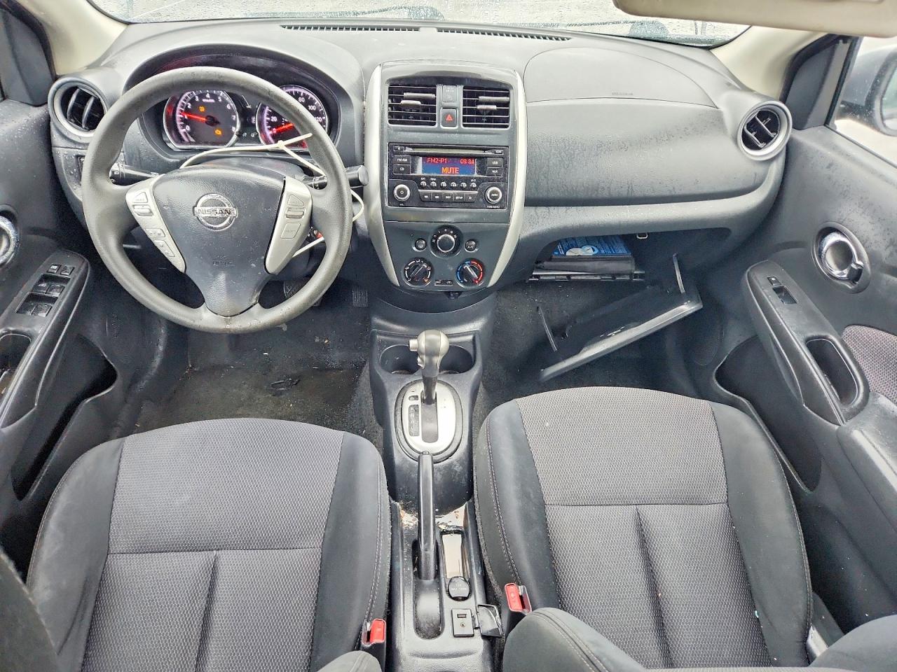 Nissan Versa 1.6 Sv