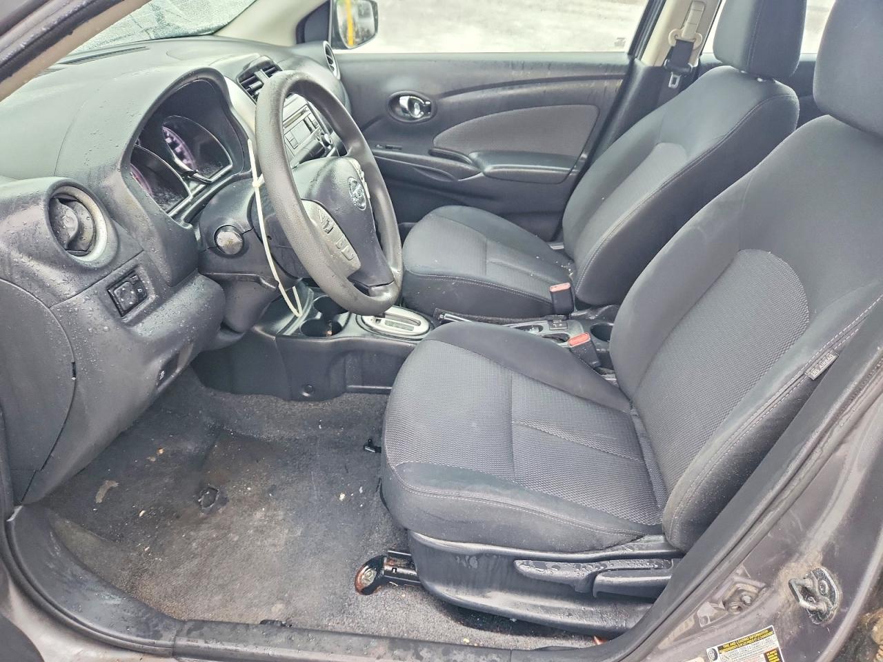 Nissan Versa 1.6 Sv