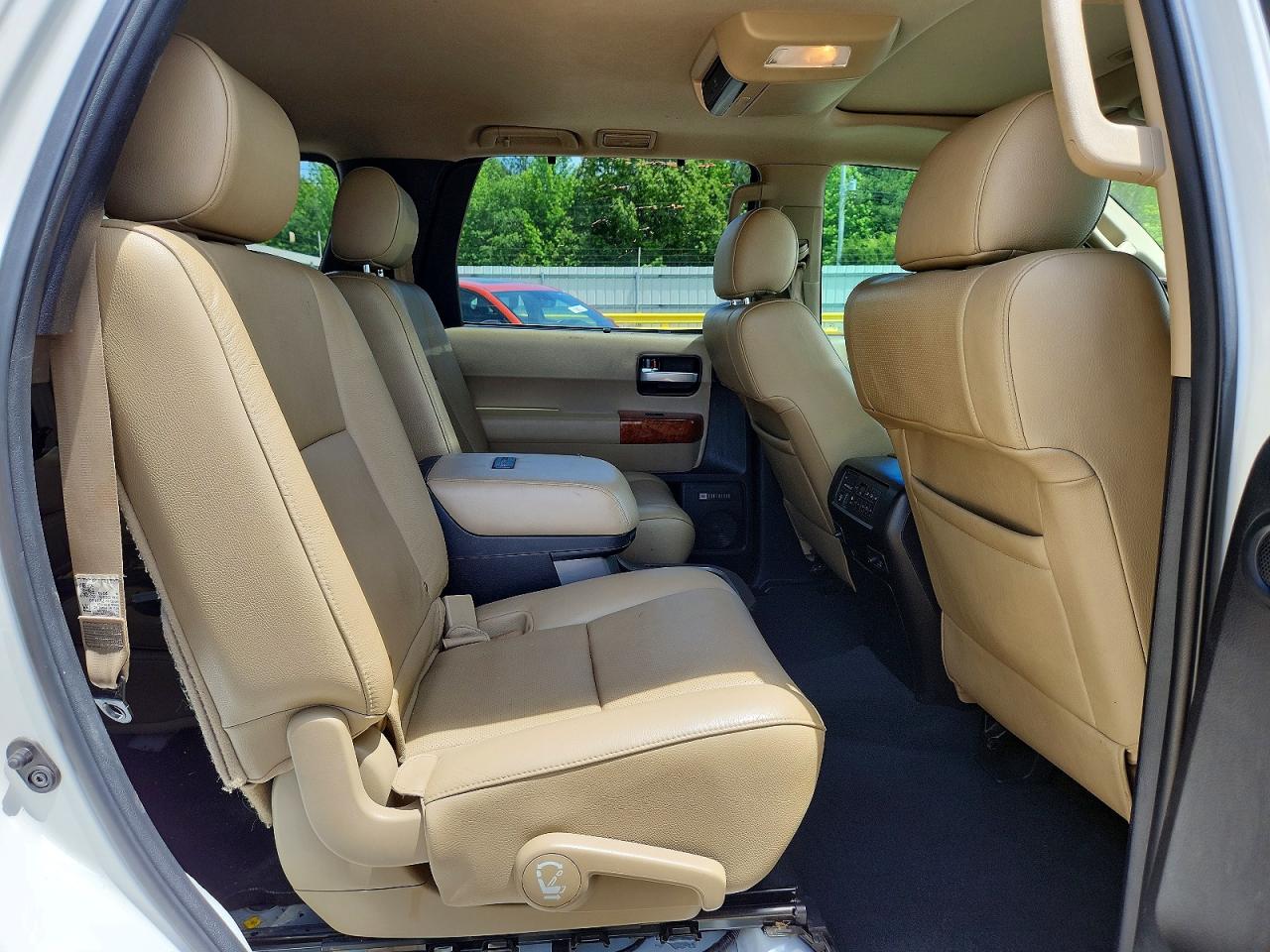 Toyota Sequoia Platinum