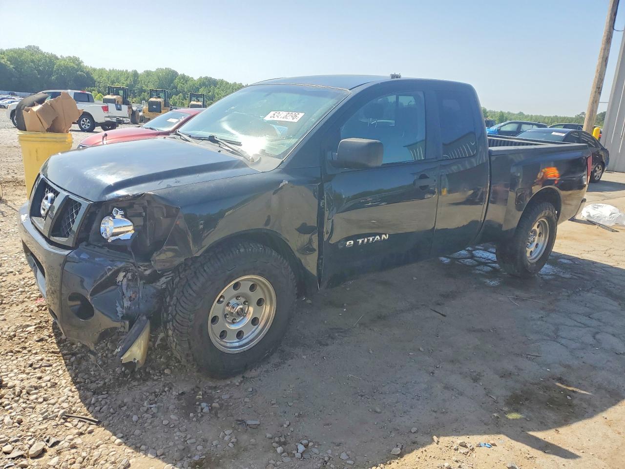 Salvage Nissan Titan Image