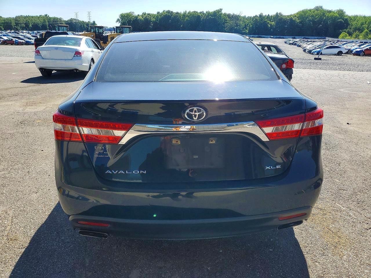 Toyota Avalon Xle