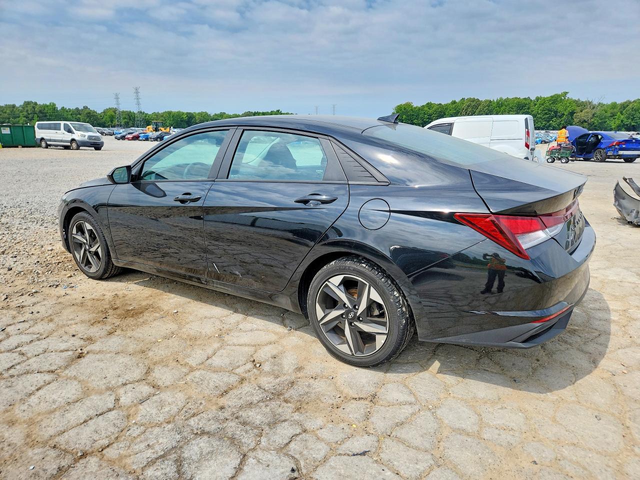 Hyundai ELANTRA Sel