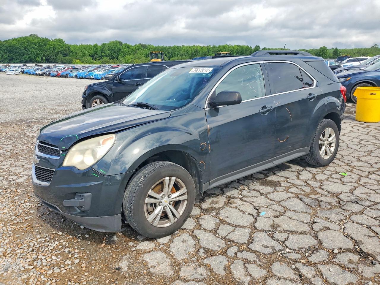 Salvage Chevrolet Equinox Image