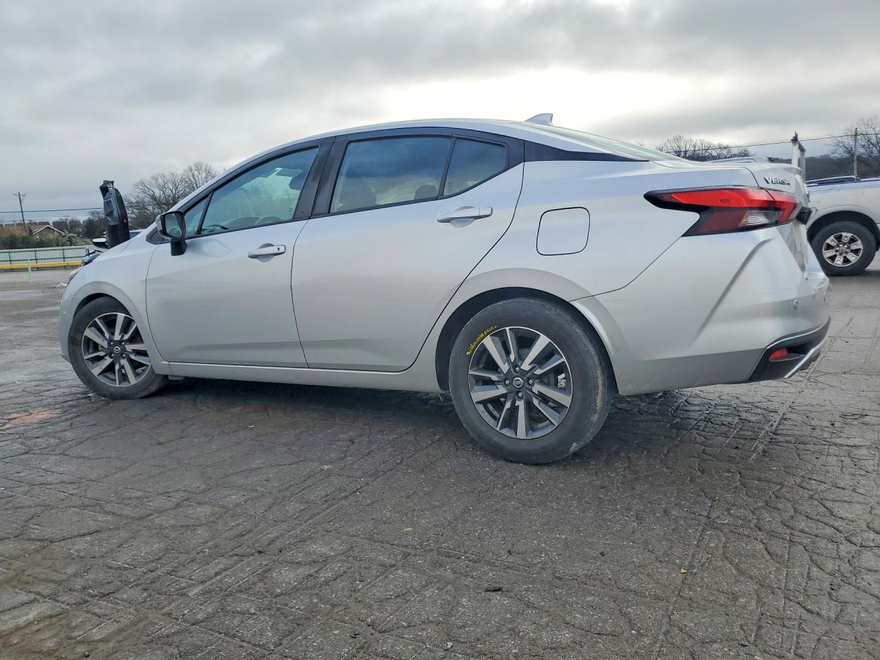 Nissan Versa Sv