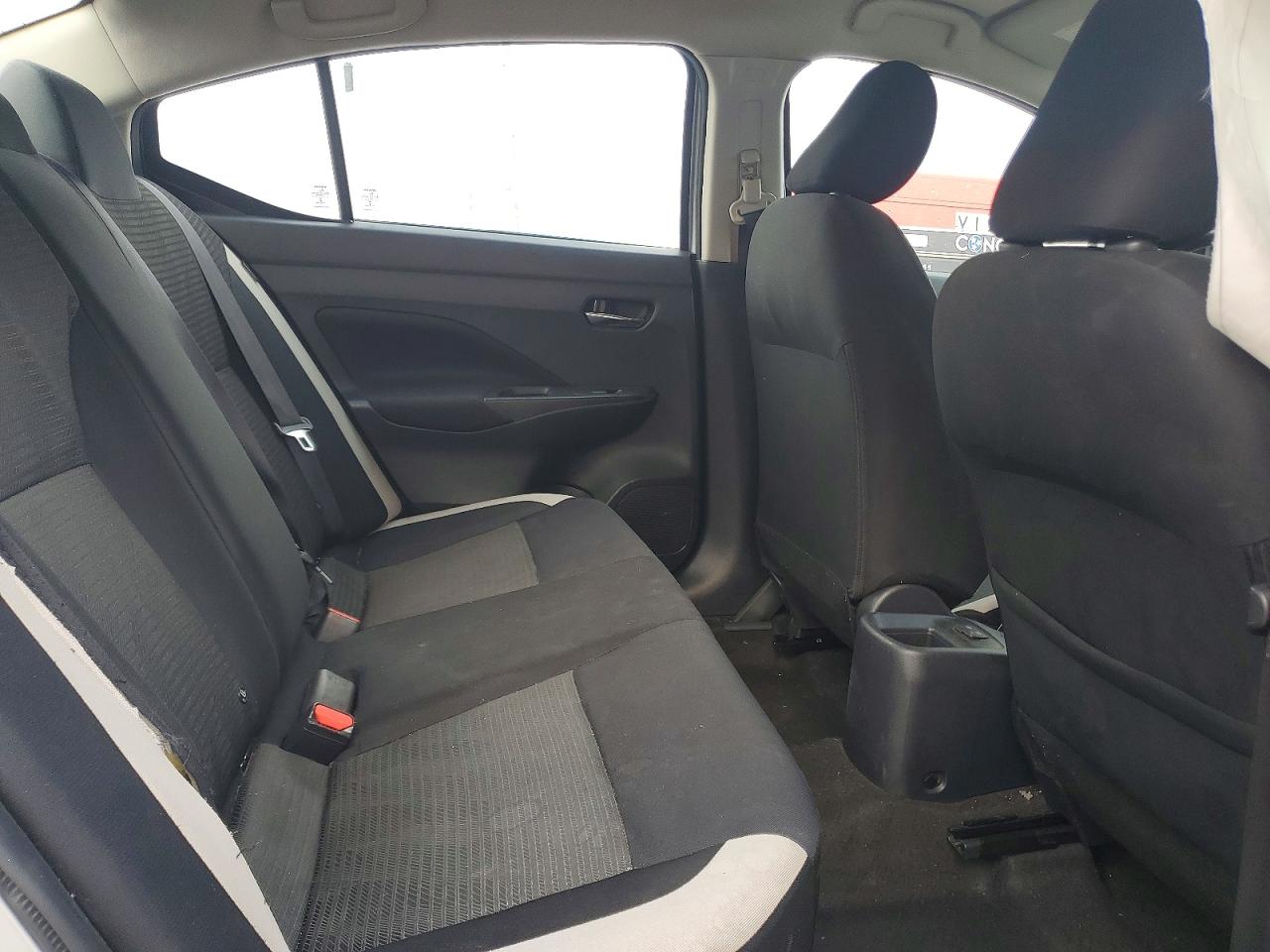 Nissan Versa Sv
