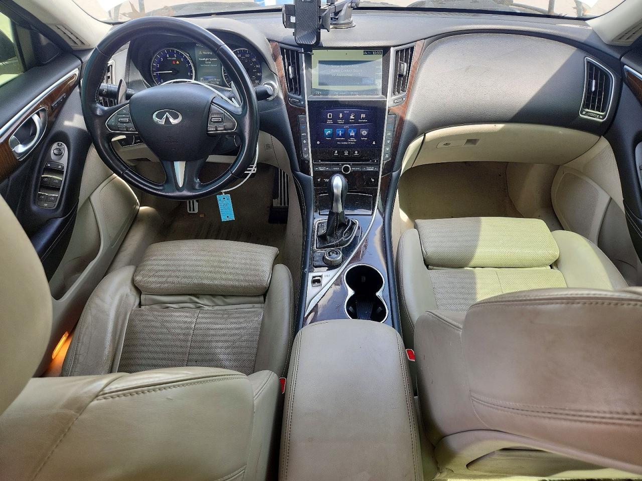 INFINITI Q50 Sport