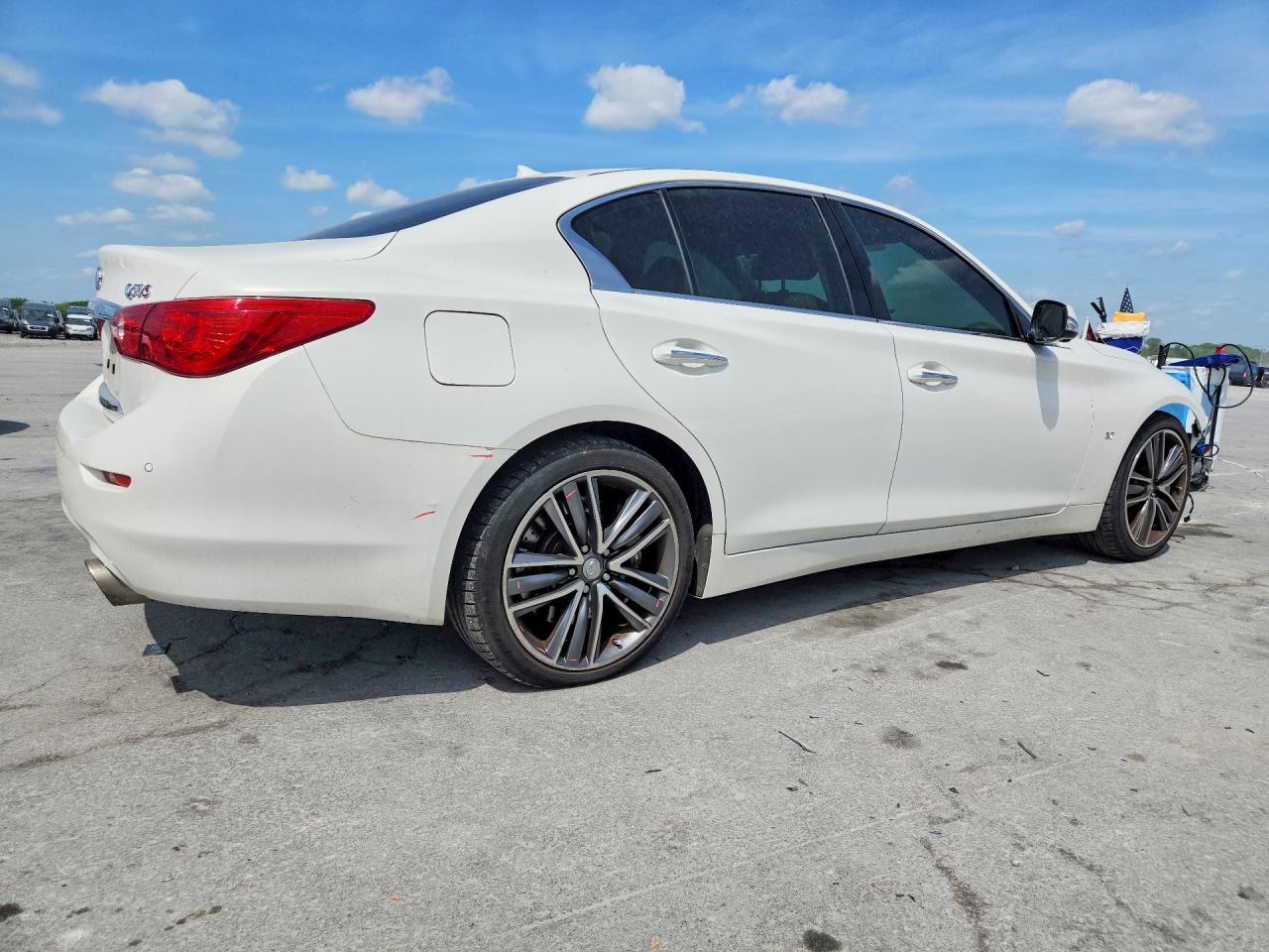 INFINITI Q50 Sport