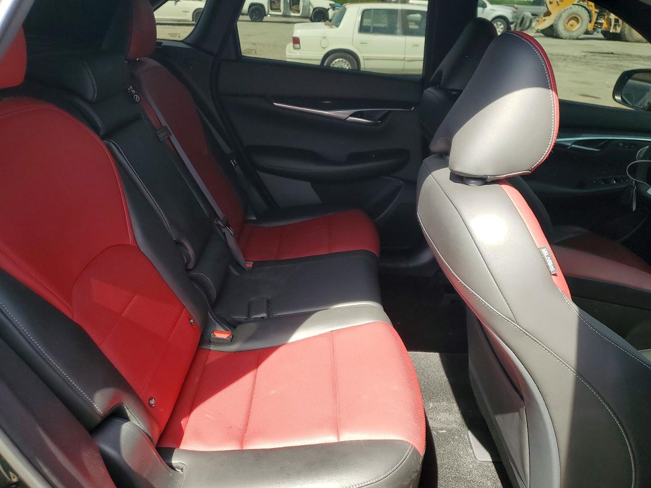 INFINITI Qx Sport