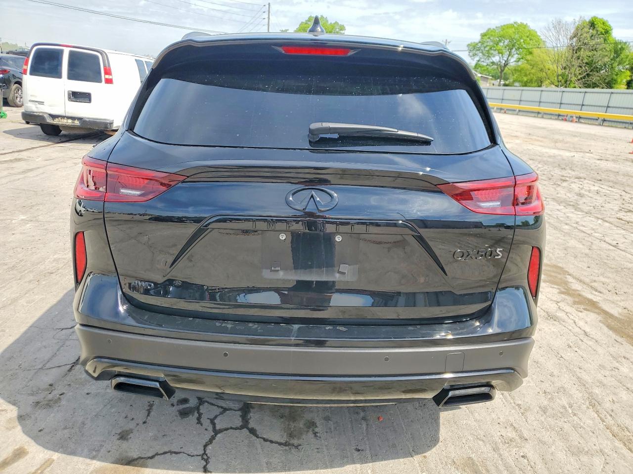 INFINITI Qx Sport