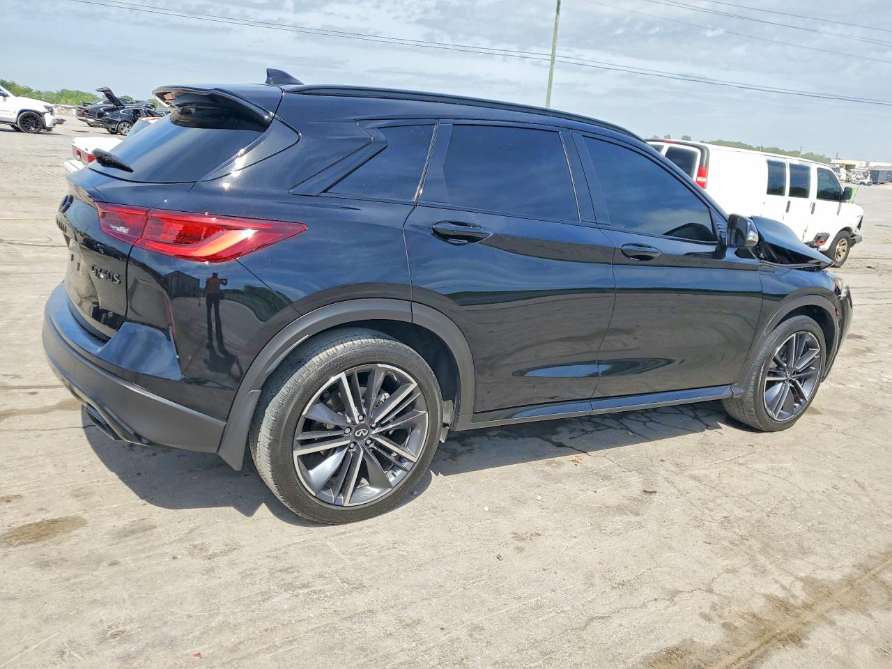 INFINITI Qx Sport