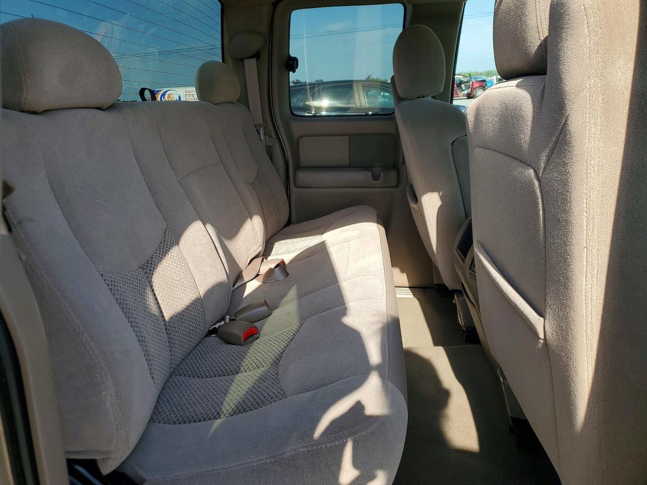 Chevrolet Silverado C1500