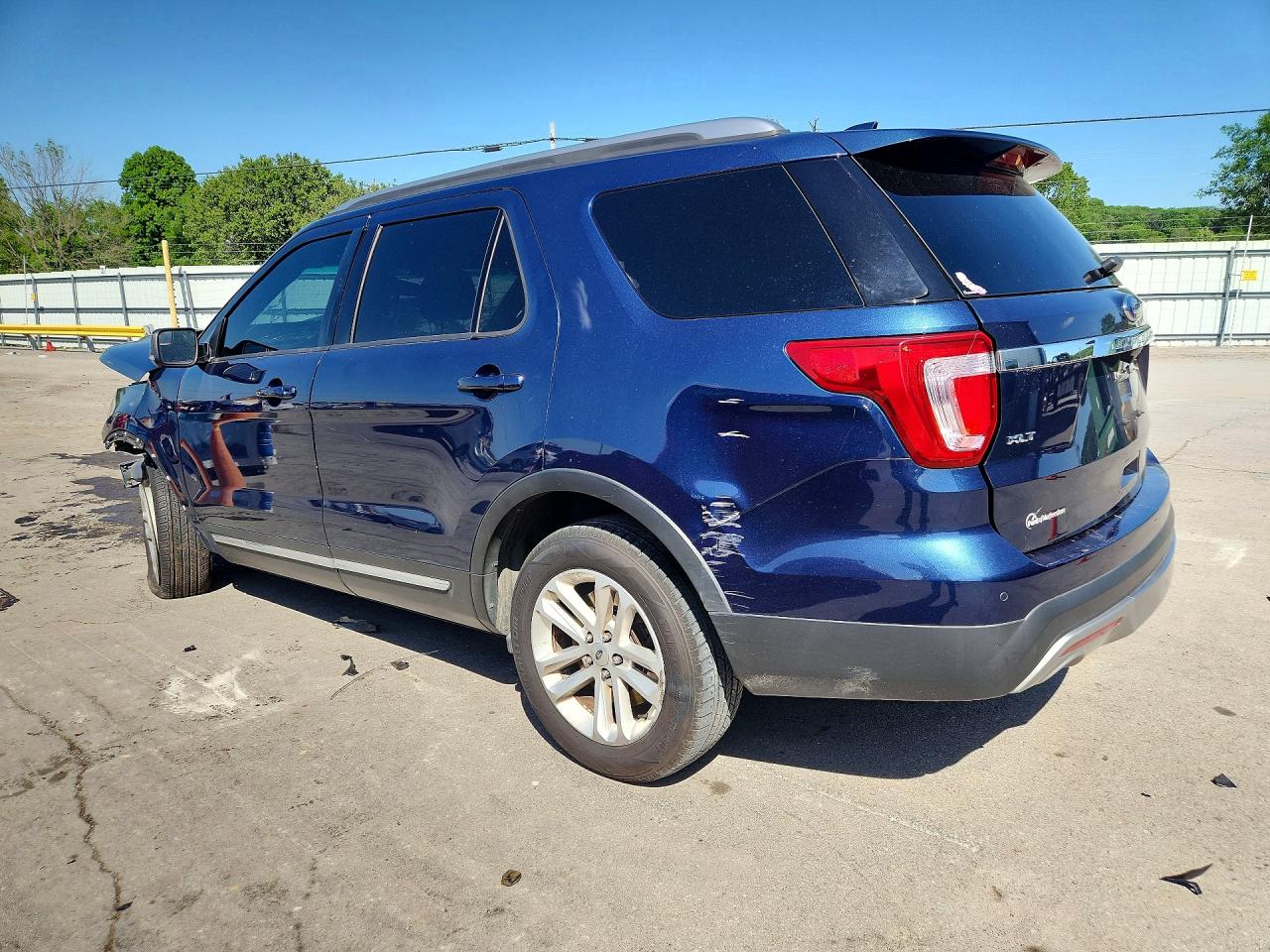 Ford Explorer Xlt