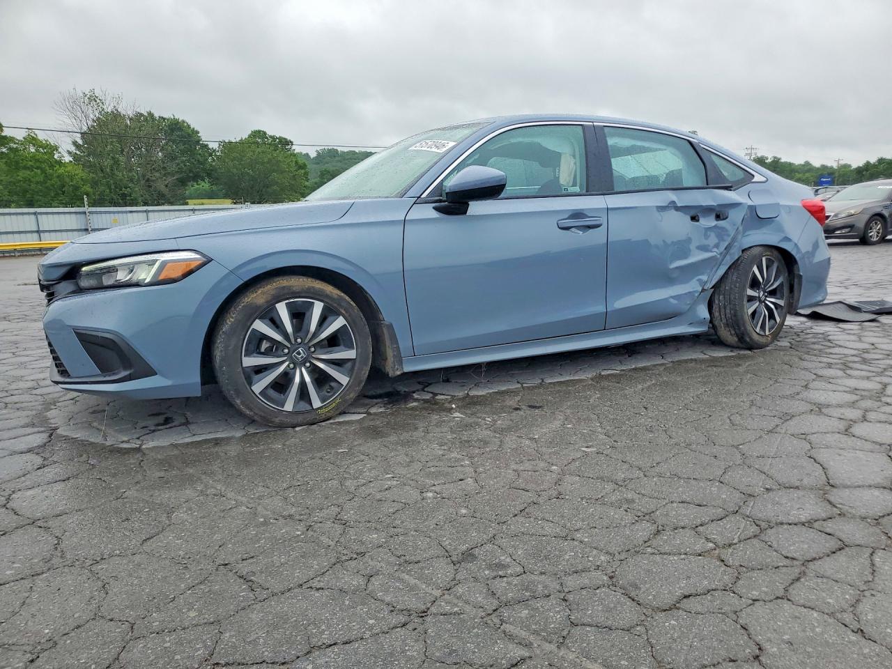 Salvage Honda Civic Image