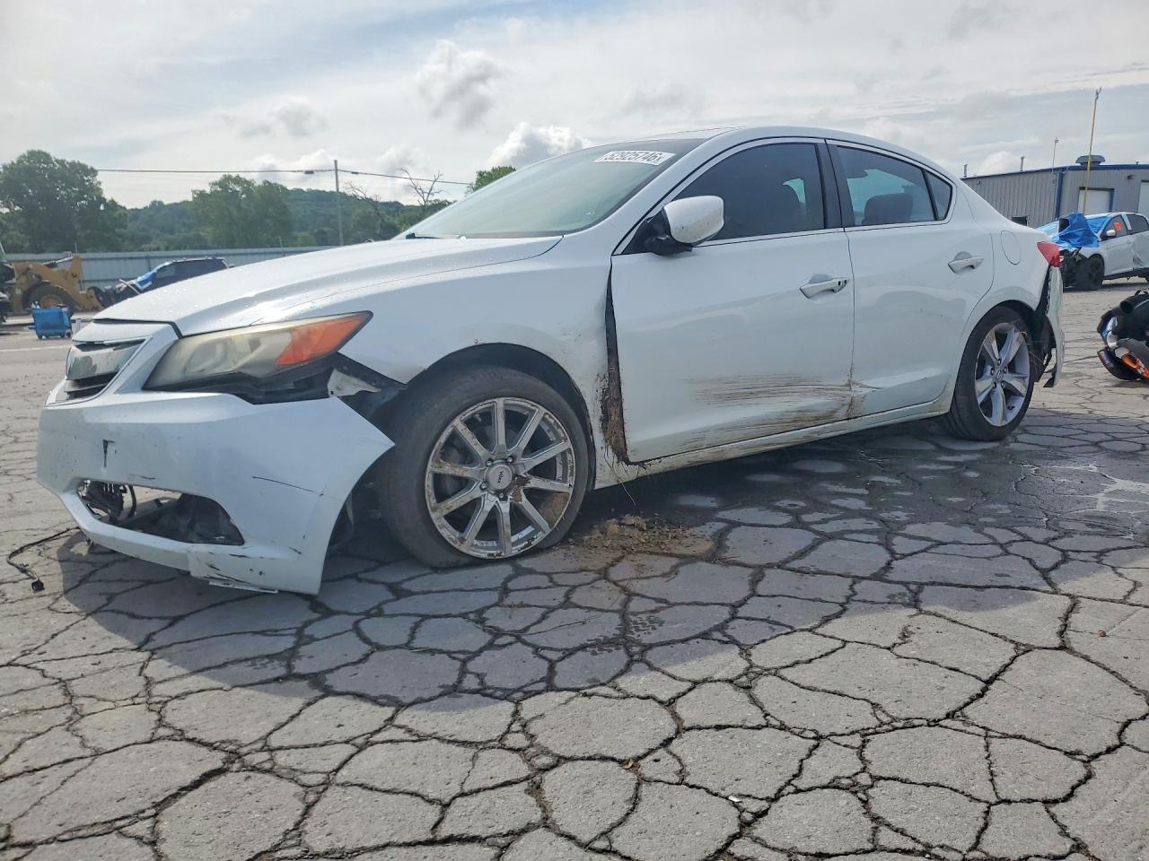 Salvage Acura ILX Image
