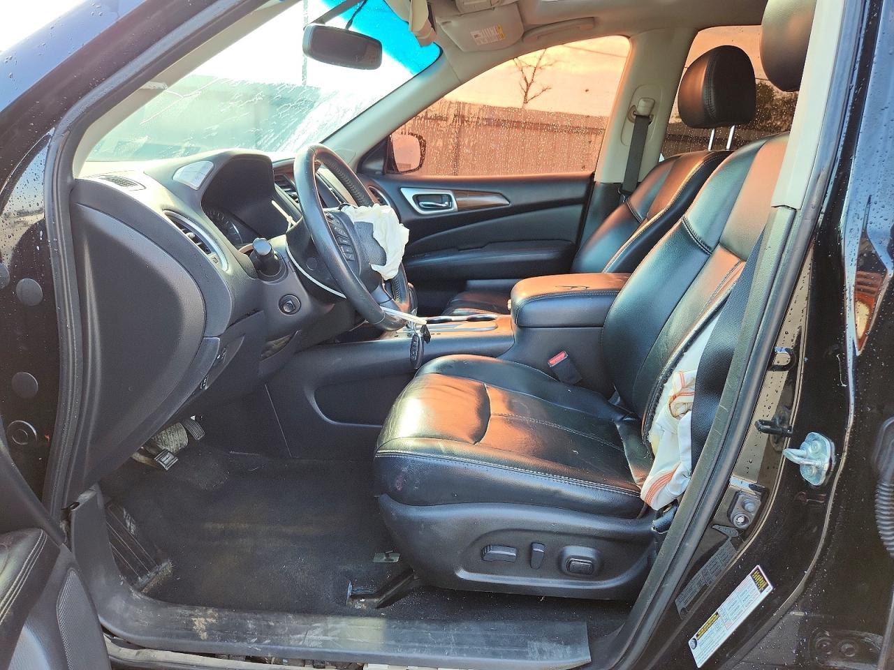 Nissan Pathfinder S