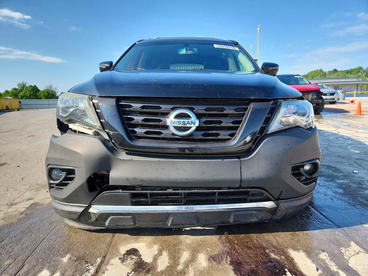 Nissan Pathfinder S