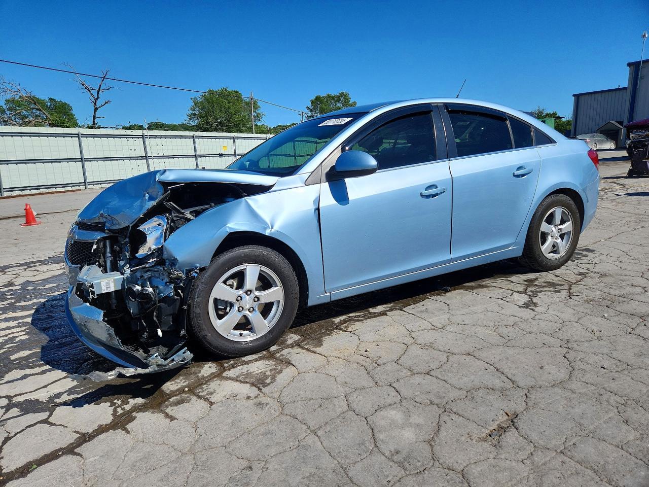 Salvage Chevrolet Cruze Image