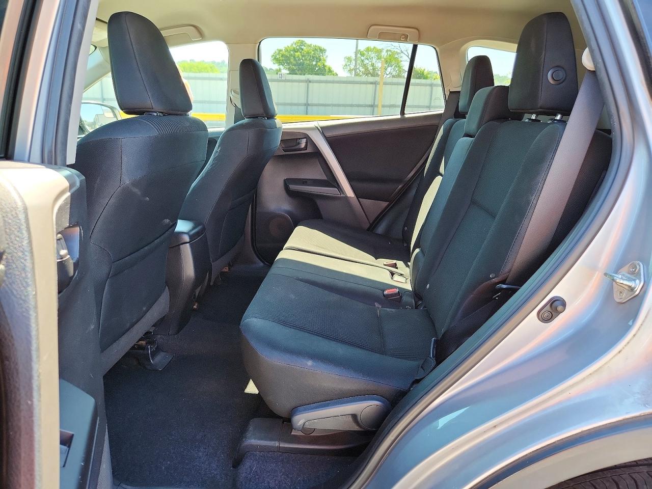 Toyota RAV4 Le