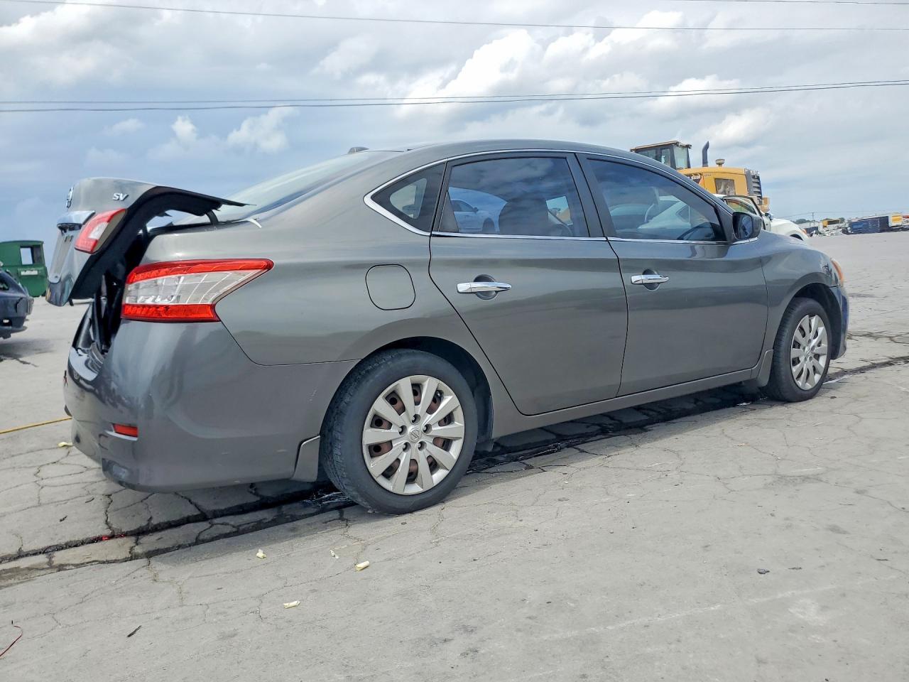 Nissan Sentra S