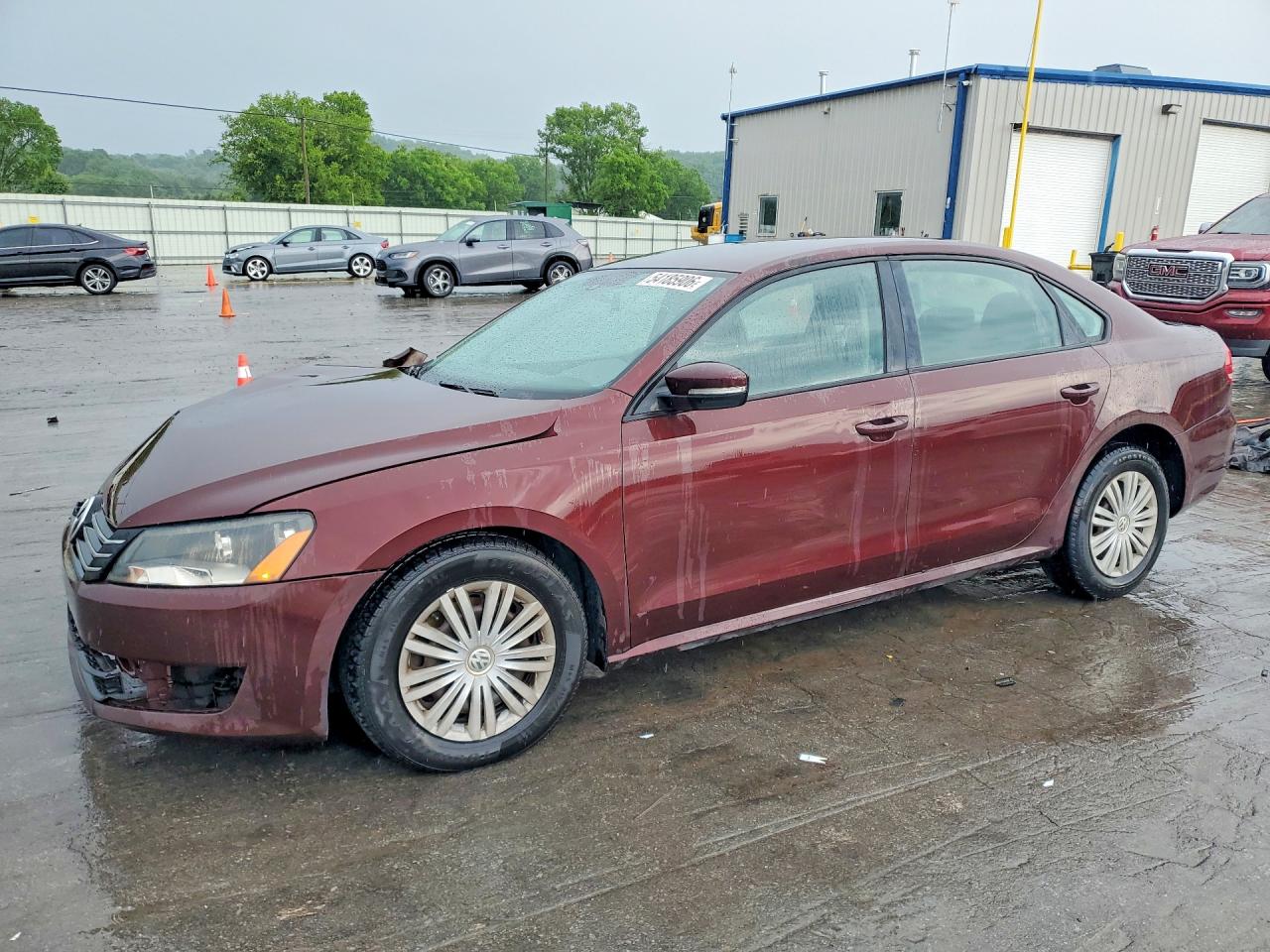 Salvage Volkswagen Passat Image