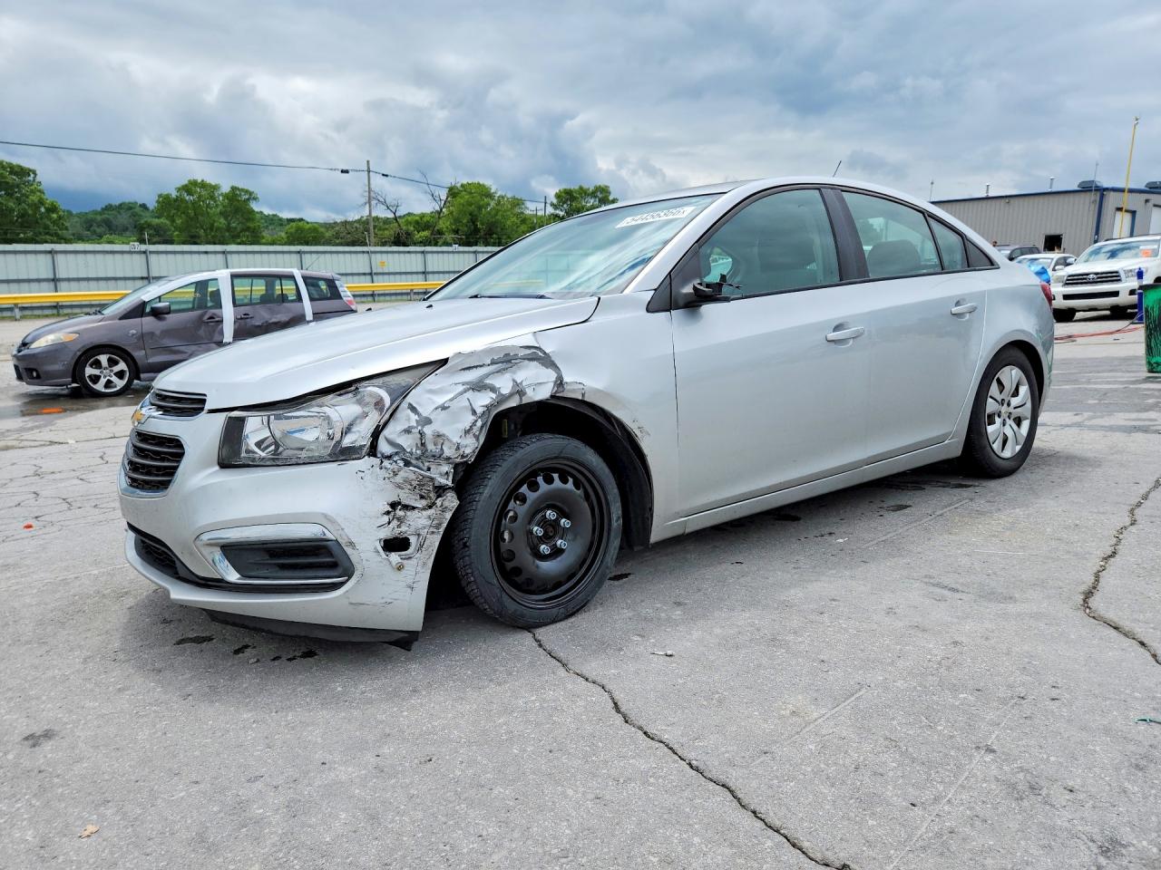Salvage Chevrolet Cruze Image