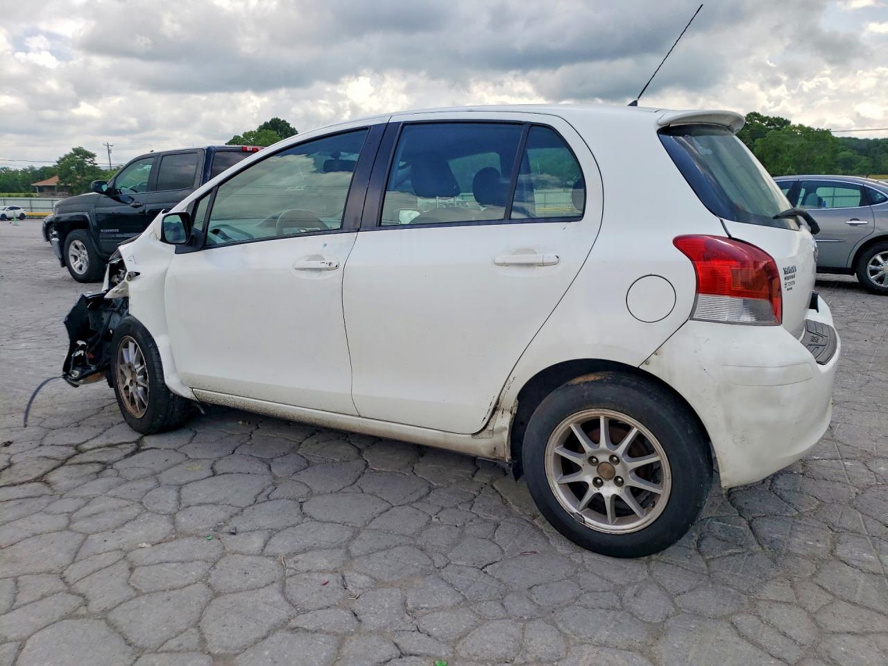 Toyota Yaris Base