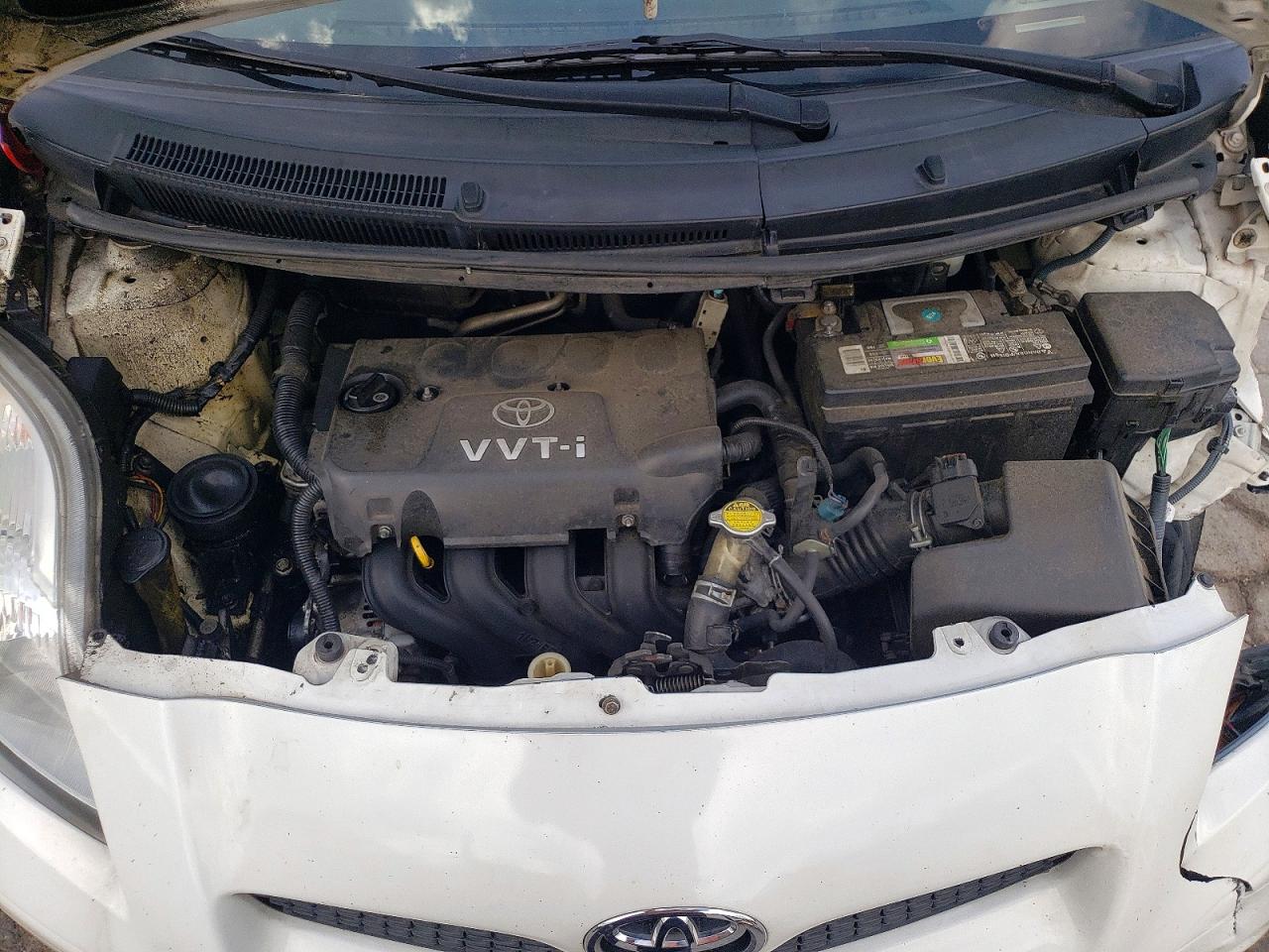 Toyota Yaris Base