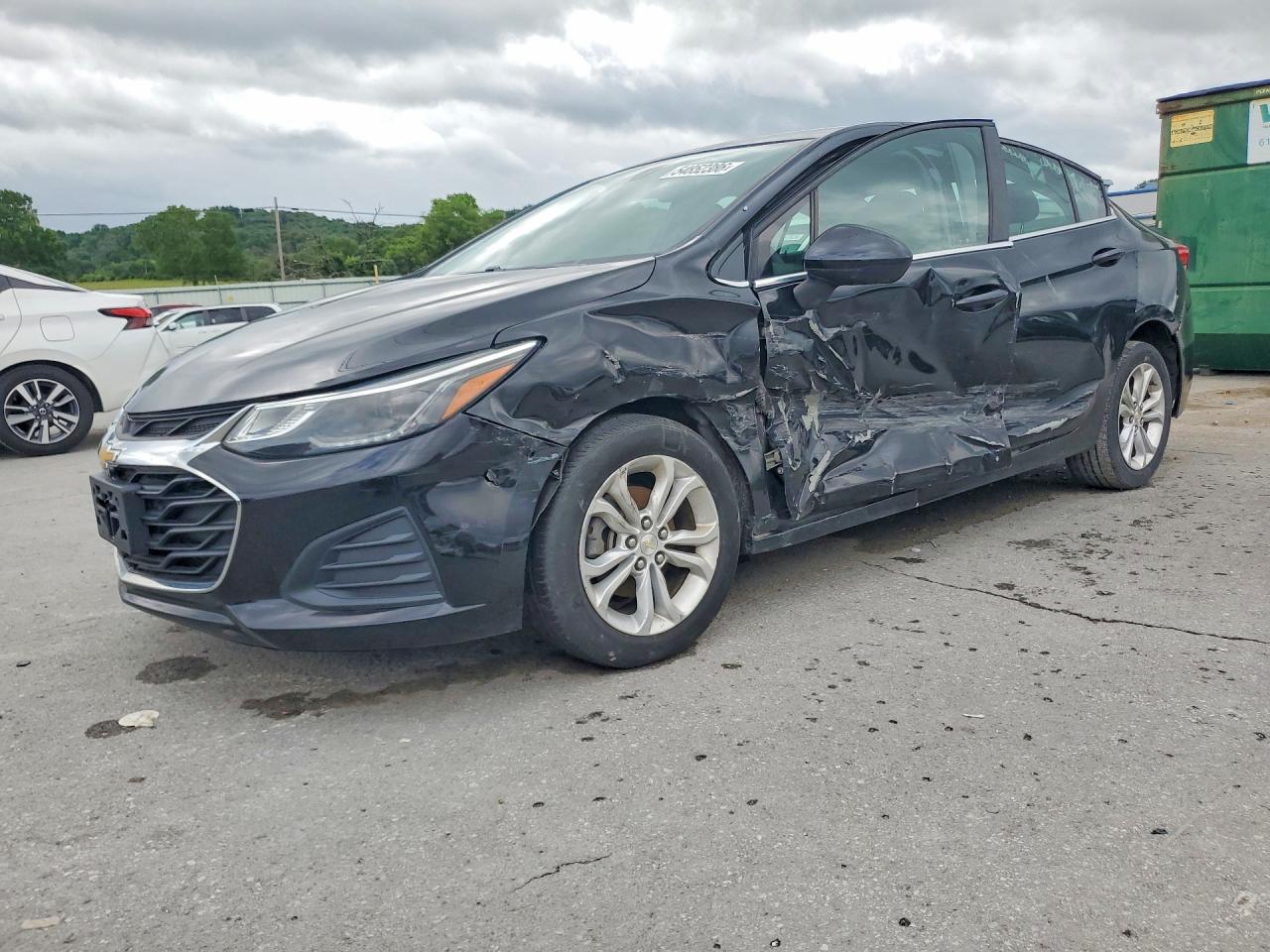 Salvage Chevrolet Cruze Image