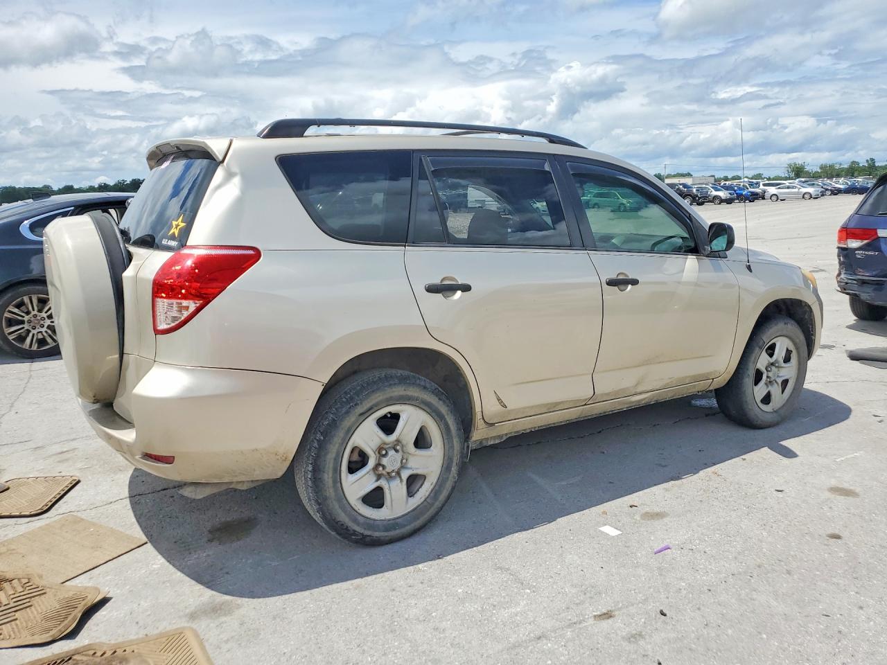 Toyota RAV4 Base