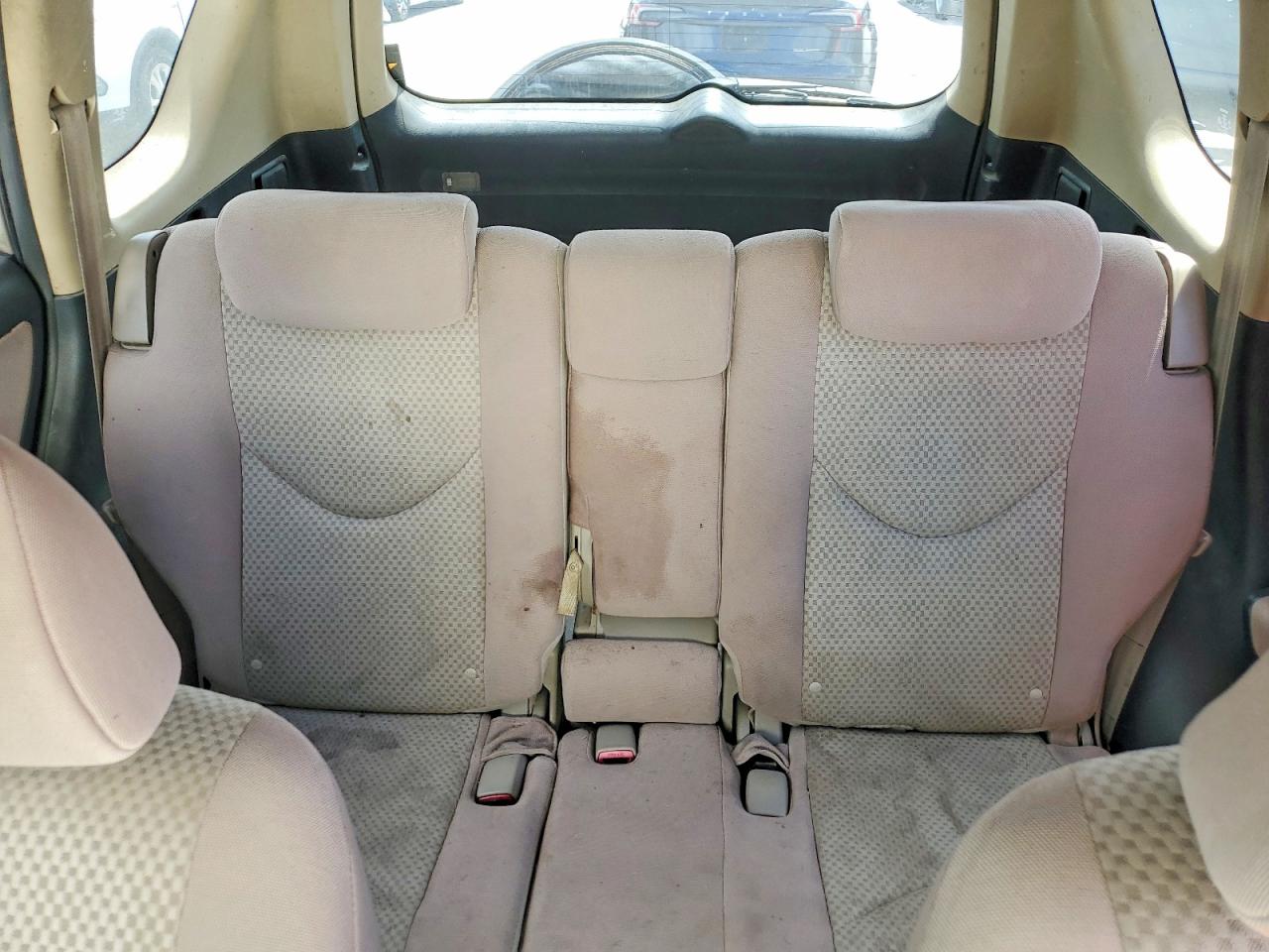 Toyota RAV4 Base