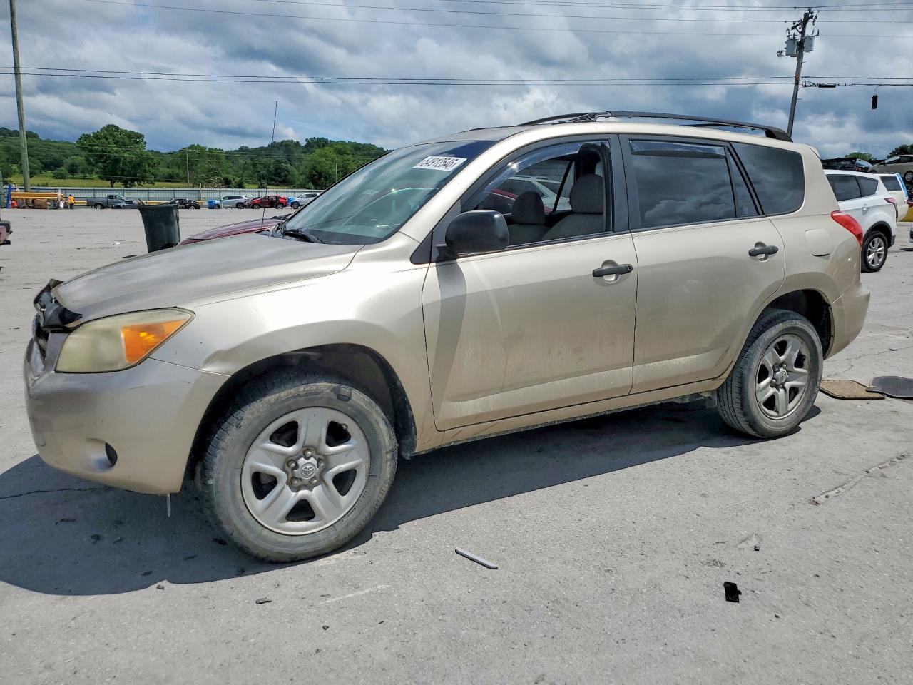 Salvage Toyota RAV4 Image
