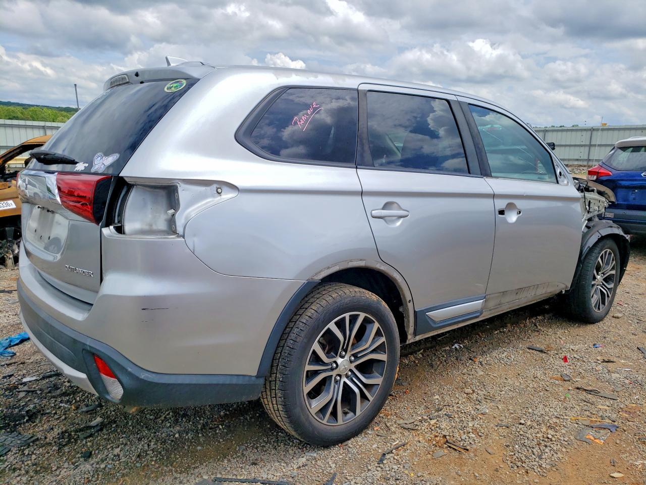 Mitsubishi Outlander Es