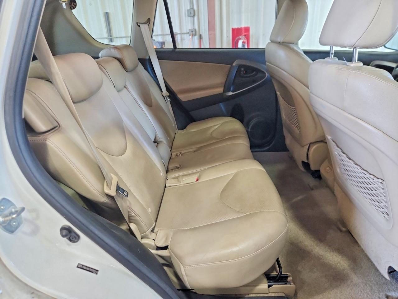 Toyota RAV4 Limited