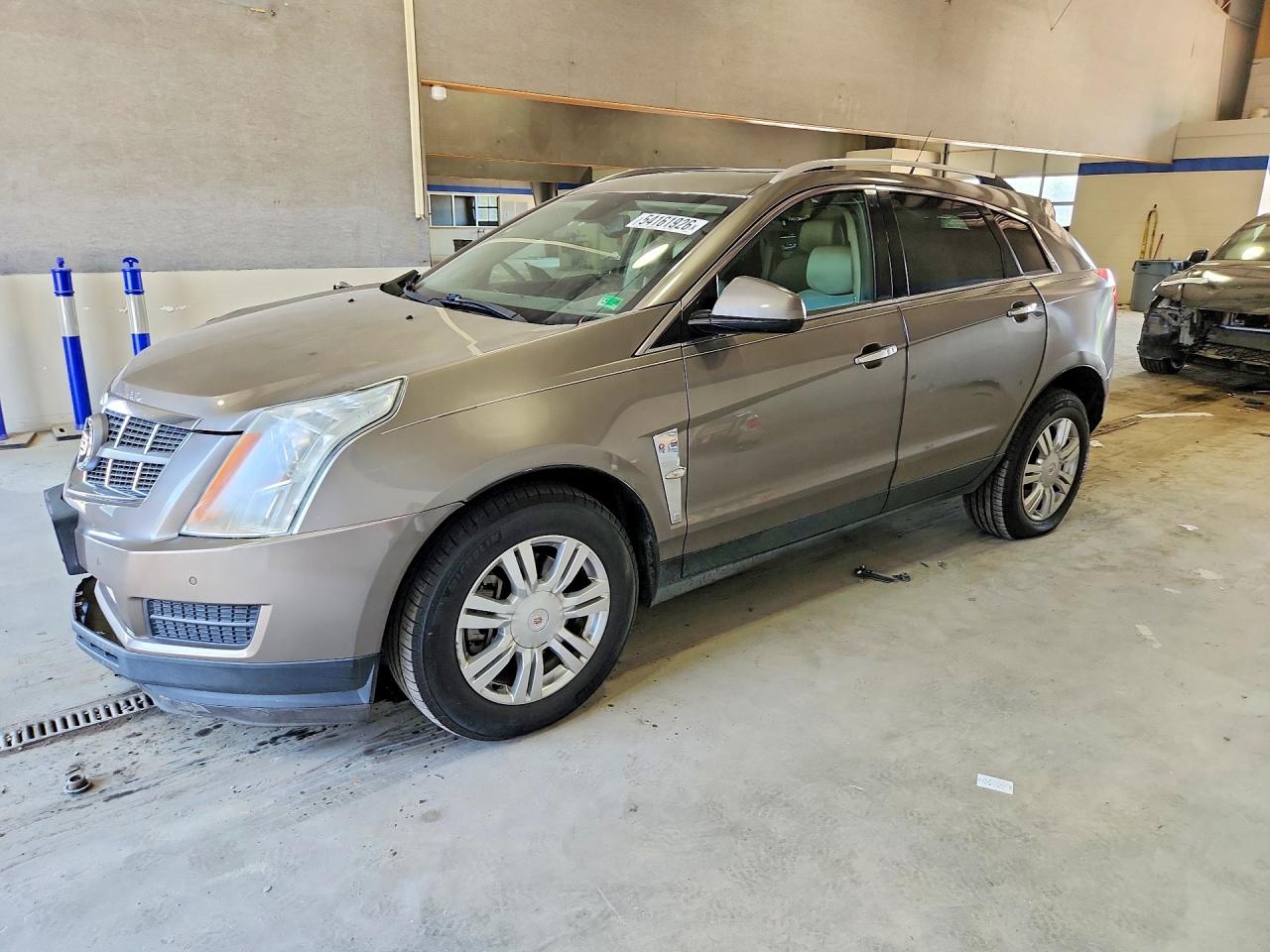 Salvage Cadillac SRX Image