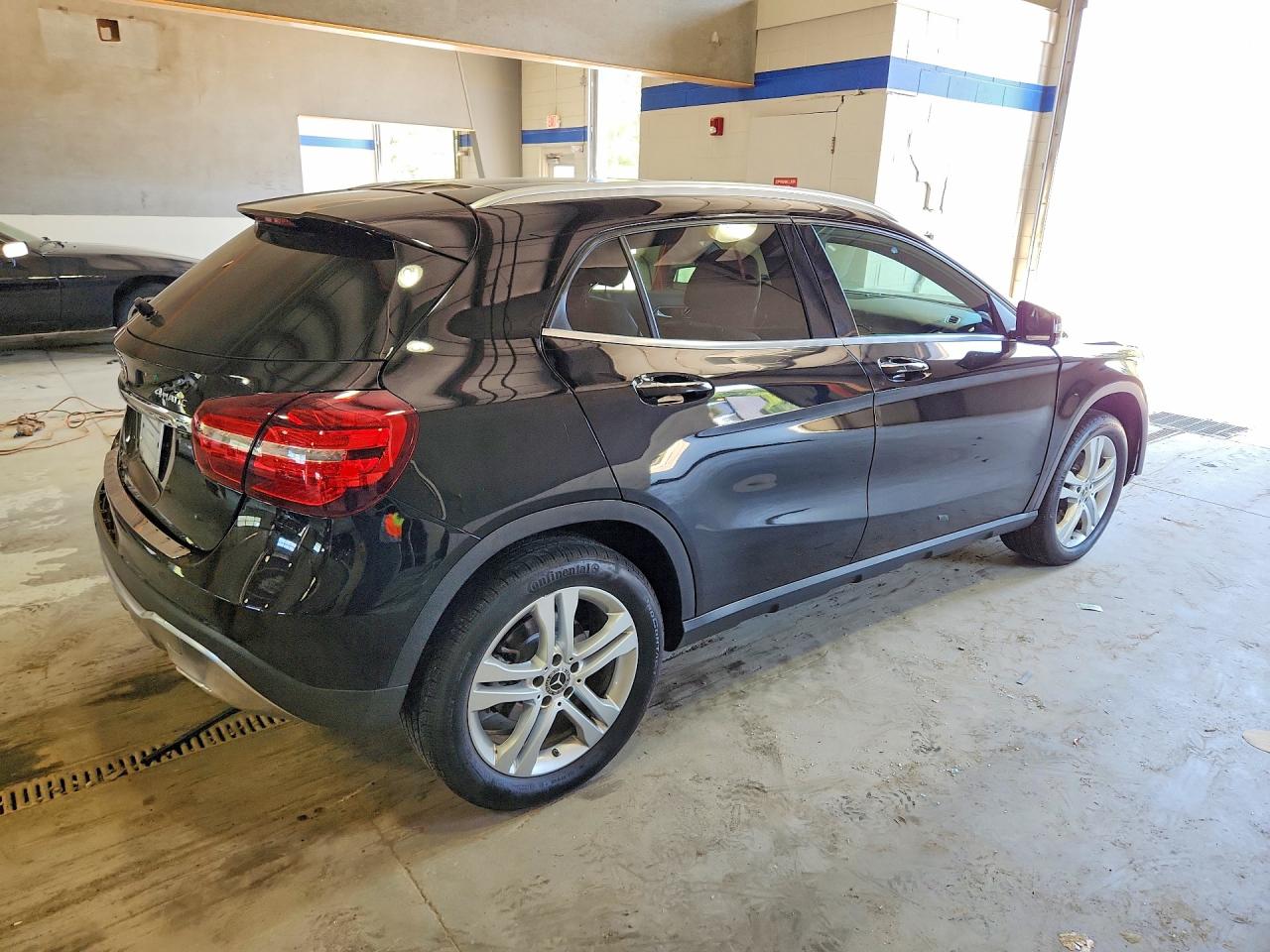 Mercedes-Benz GLA 250 4matic