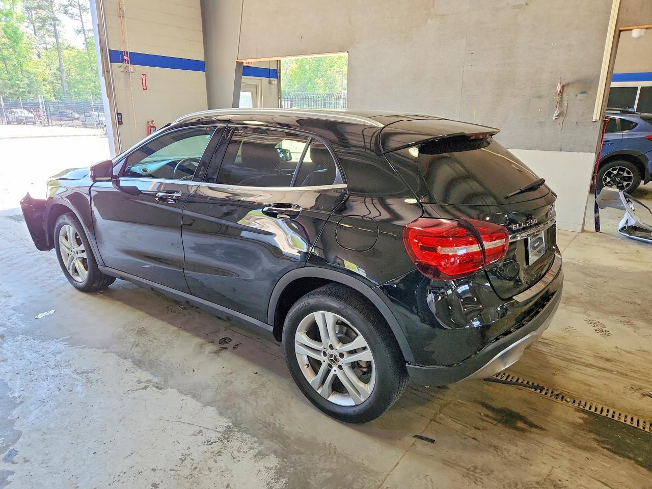 Mercedes-Benz GLA 250 4matic