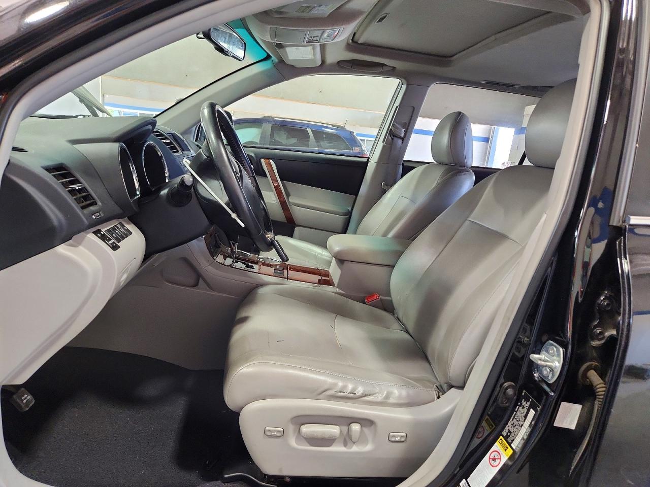 Toyota Highlander Limited