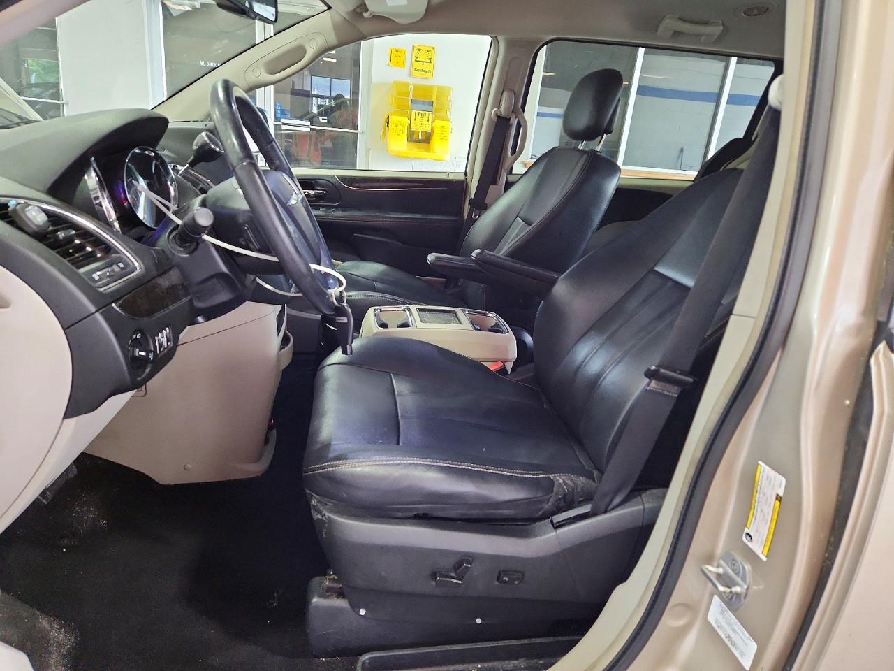 Chrysler Minivan Touring