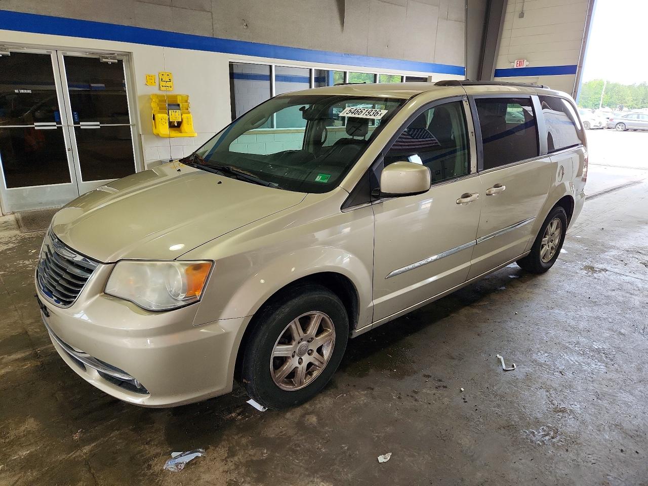 Salvage Chrysler Minivan Image
