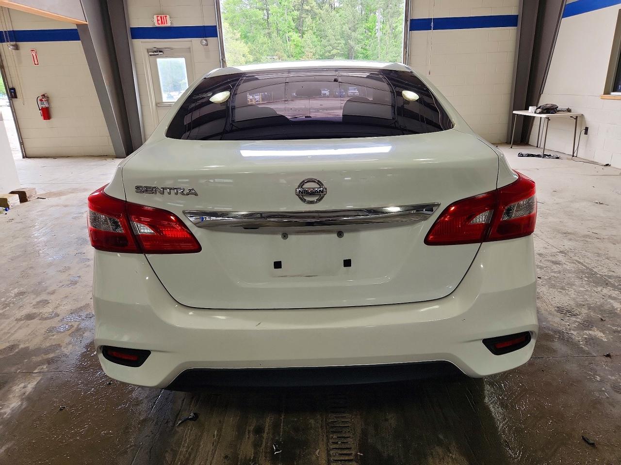 Nissan Sentra S