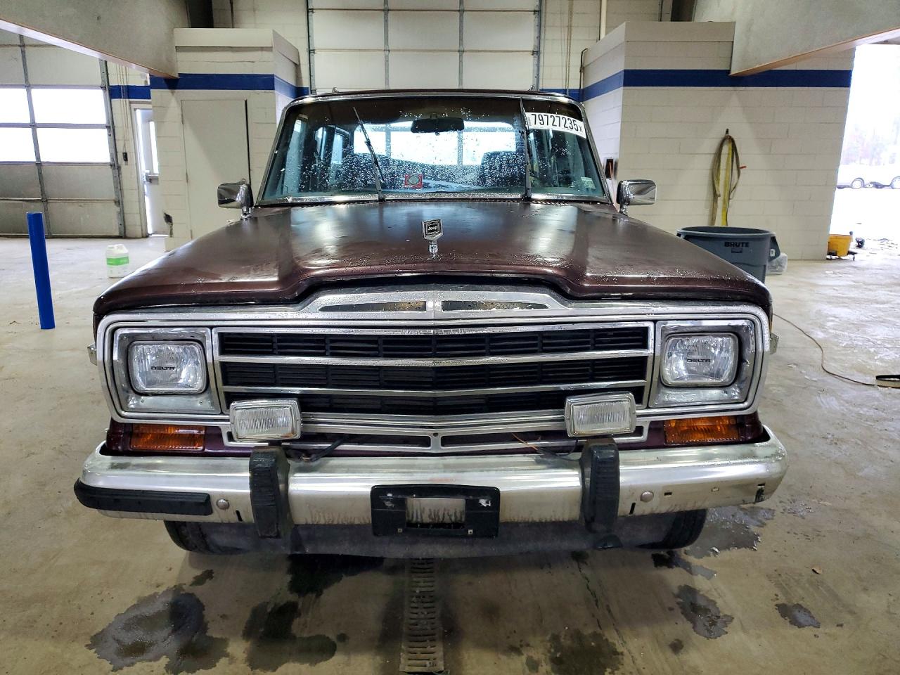 Jeep Grand Wagoneer