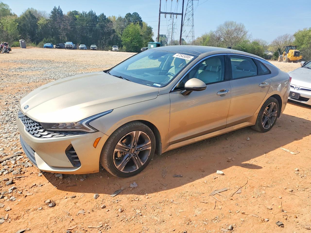 Salvage Kia K5 Image
