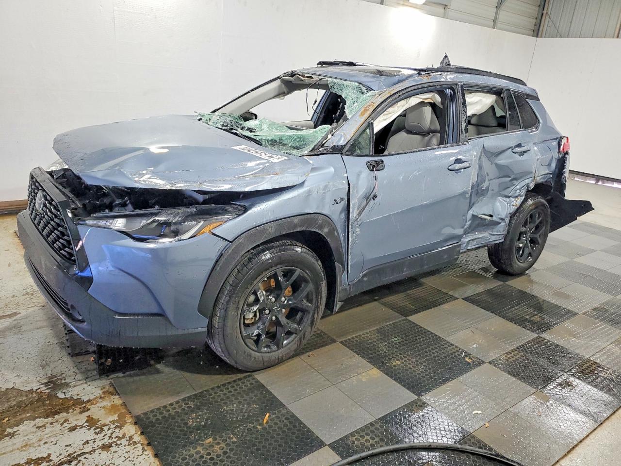 Salvage Toyota Corolla Image
