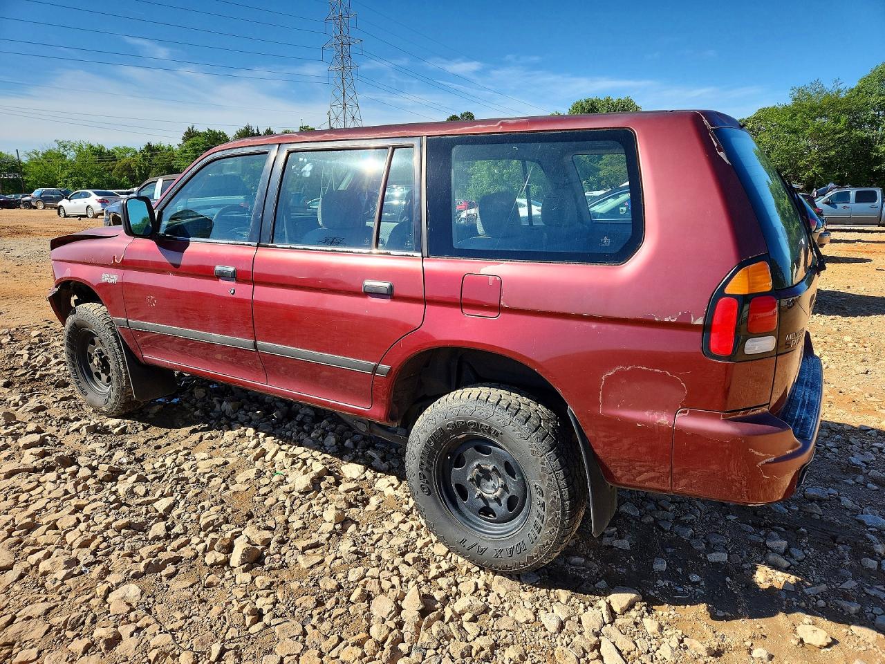 Mitsubishi Montero Sport Es